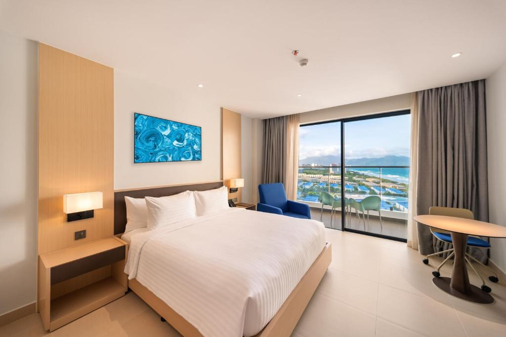 The Empyrean Cam Ranh (Ex. The Arena Cam Ranh Resort) 5* миниатюра 5