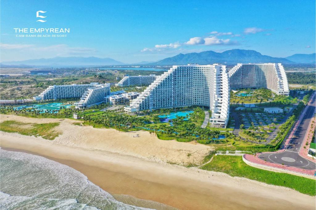 The Empyrean Cam Ranh (Ex. The Arena Cam Ranh Resort) 5* миниатюра 6