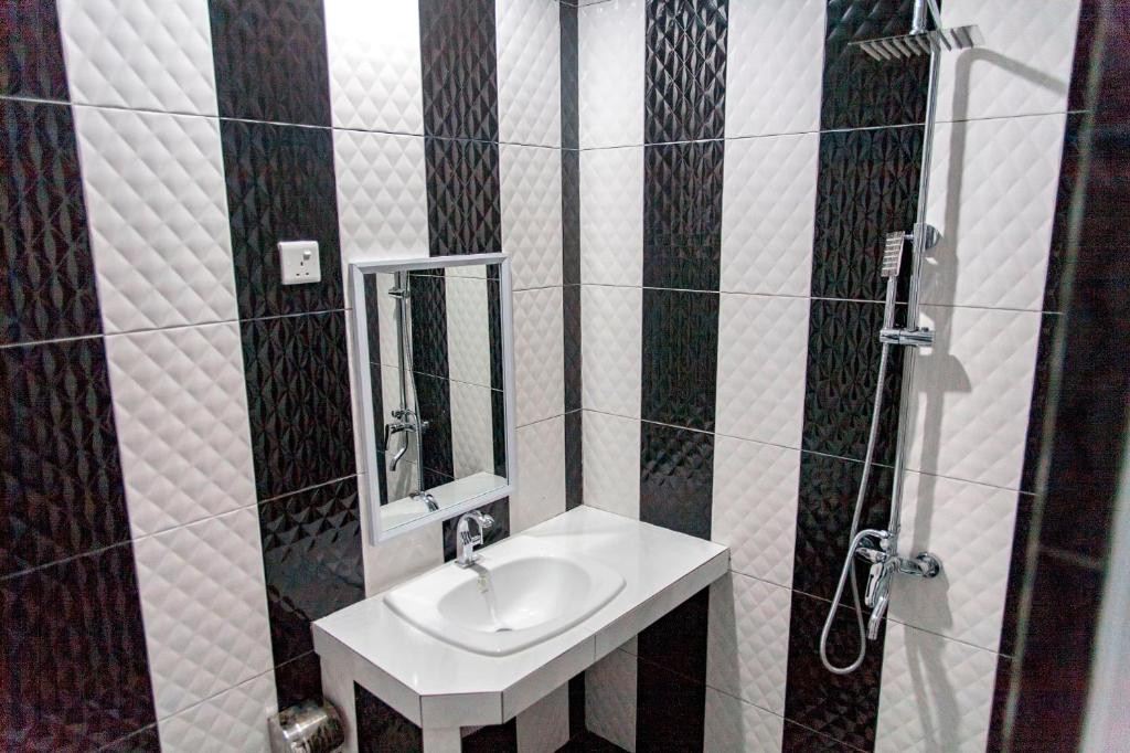 Dhonfulhafi Beach View & Spa 4* миниатюра 3
