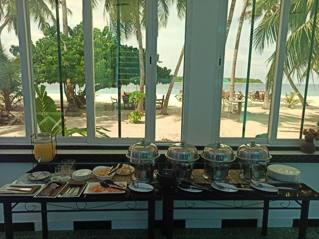 Dhonfulhafi Beach View & Spa 4* миниатюра 6