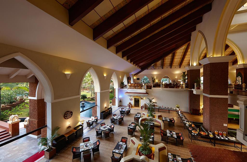 Caravela Beach Resort (Ex. Ramada Caravella) 4*