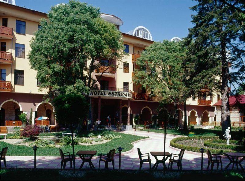 Estreya Palace 4*
