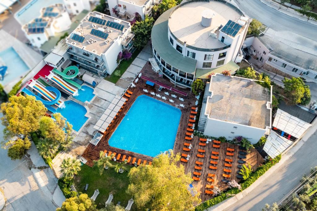Bodrum Beach Resort 4* миниатюра 2