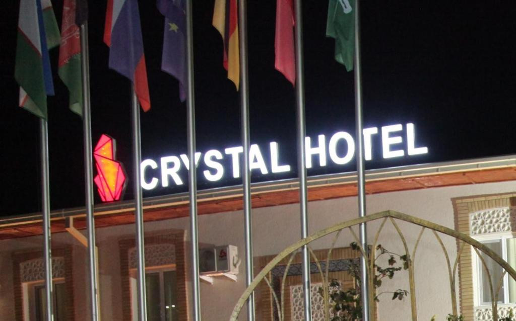 Crystal 3*