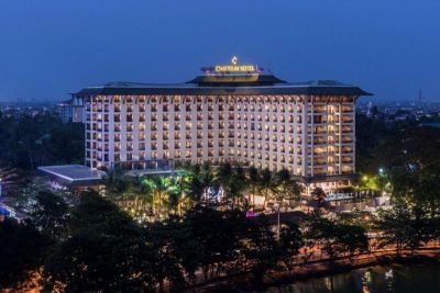 Chatrium Hotel Royal Lake Yangon 5*