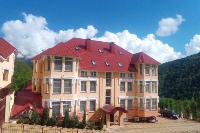 Горный Хрусталь 3*