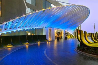W Doha Hotel & Residences 5*