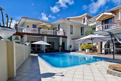 Carana Hilltop Villa 4*