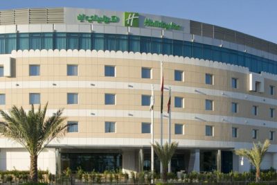 Holiday Inn Al Seeb 4*