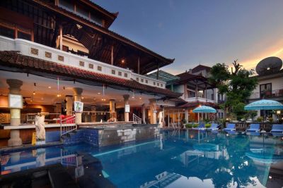 Legian Village Hotel 3*