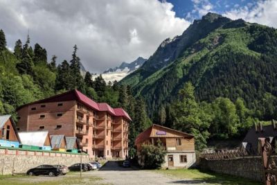 Таулу Домбай 2*