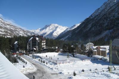 Eco Village 4*
