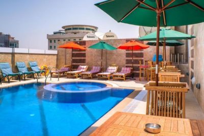 Crystal Plaza Al Majaz (Ex. Tulip Inn Al Khan) 4*