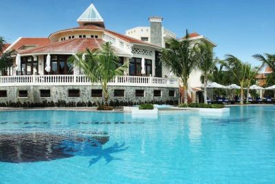 Golden Coast Resort & Spa 4*