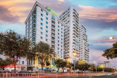 Holiday Inn Express Sanya Bay 4*