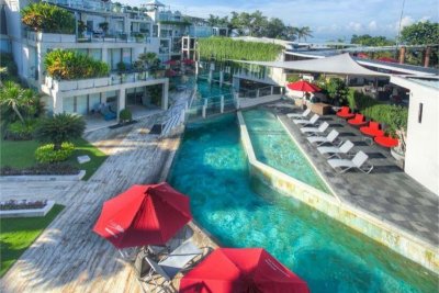 Furama Xclusive Ocean Beach Seminyak 5*