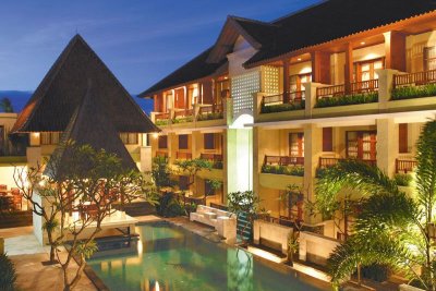 Fourteen Roses Legian 3*