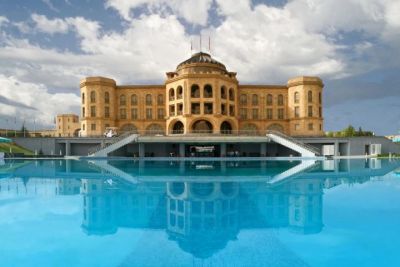 Latar Hotel Complex 5*