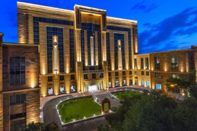 Ani Grand Hotel 4*
