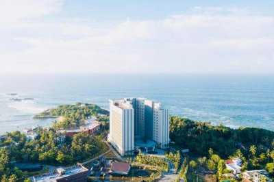 Araliya Beach Resort & Spa 5*