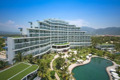 Riviera Beach Resort Cam Ranh 5*