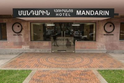 Mandarin 3*