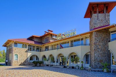 Дельфин Клубный Отель 3*