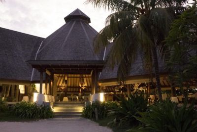 Denis Private Island 4*