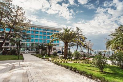 Лучезарный Резорт Апарт-отель 4*