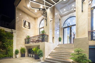 Avari Hotel 4*