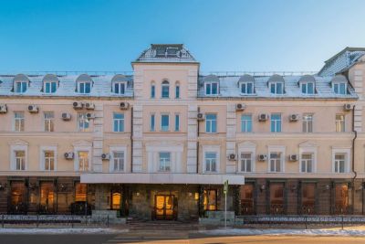 Азалия На Нариманова 3*