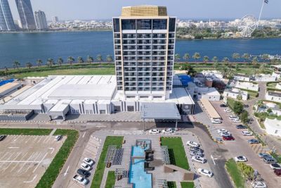 Holiday International Sharjah 4*