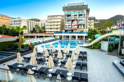 White City Beach Adults Only 16+ 5*