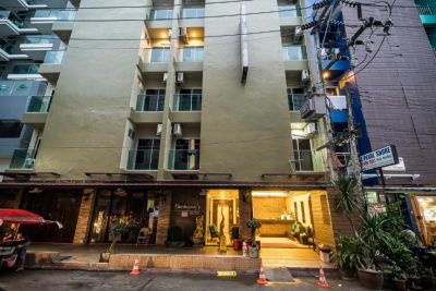 Hemingways Hotel 3*
