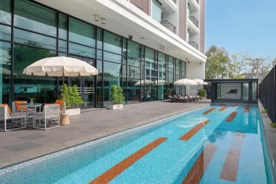 Tsix5 Hotel 4*