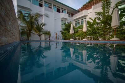Perla Dhangethi