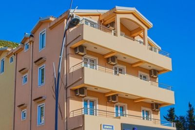Villa Harmonia Apt 4*
