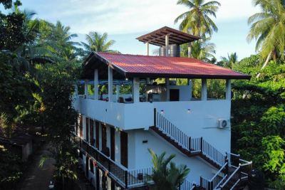 Rainbow Villa 2*