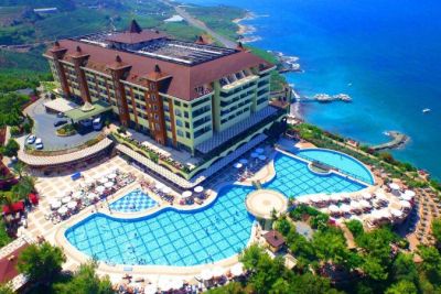 Utopia World Hotel 5*