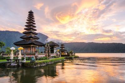 Liberta Hotel Jimbaran 3*