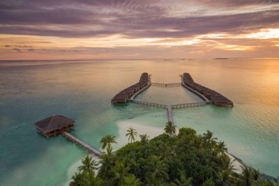 Medhufushi Island Resort 4*