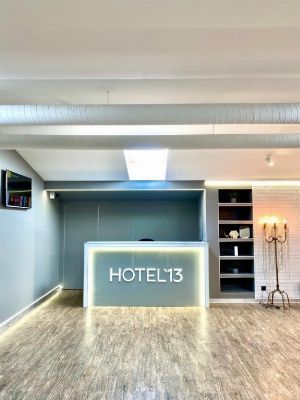 Hotel 13 2*