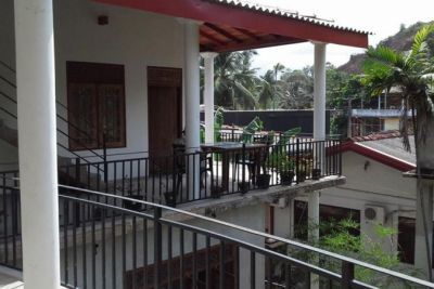 Srimalis Residence 2*