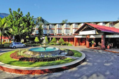 Berjaya Beau Vallon Bay Resort & Casino 4*