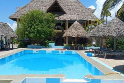 Mambo Beach Villas 4*