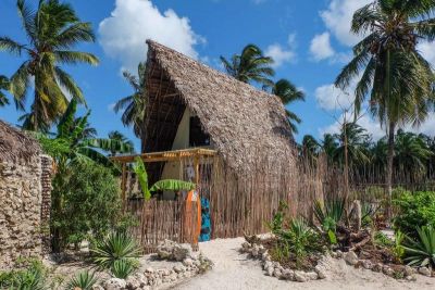 B4 Beach Club 3*
