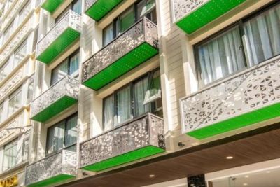 Golden Lotus Central Hotel 3*