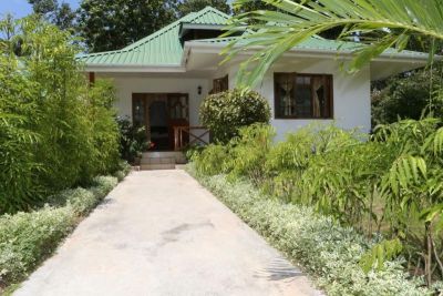 Le Surmer Self Catering Chalets 3*