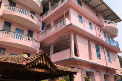 Thomas Beach Guest House 1*