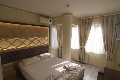 Grand Liza Hotel 3*